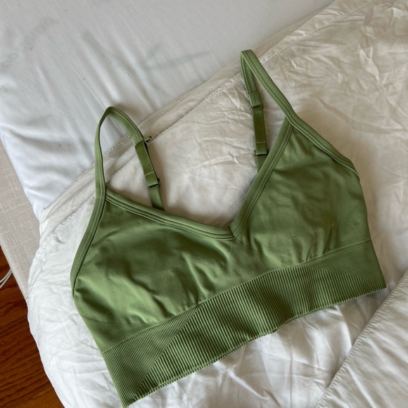 🦄🍀 Lululemon Invigorate High Rise Tight 25 and Bra sz 4 - Picture 6 of 11